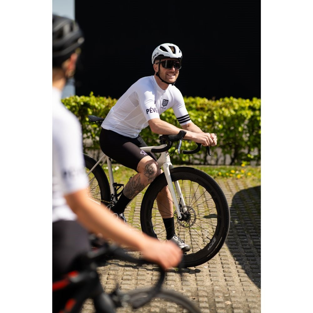 PÉVÈLO Epic Solbriller - All Black